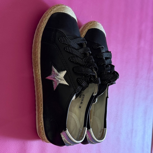 Black Espadrille Sneakers with Silver Star Accent NEW with tags - Picture 5 of 5